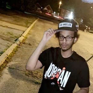 Meet your Posher, Omar